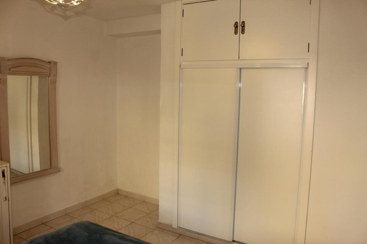 Apartamento Jardin Cerca Del Centro Севилья Экстерьер фото